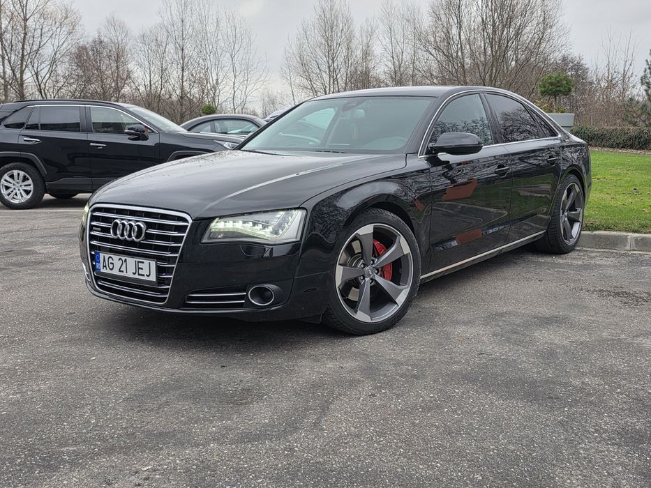 Audi  A8 Matrix 2011