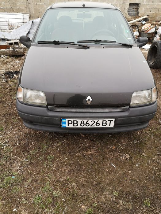 Рено клио на части