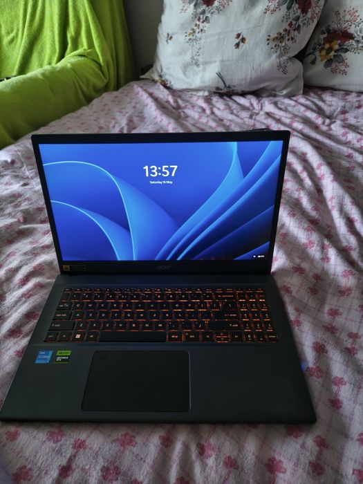 Când laptop de gaming Acer Aspire 7