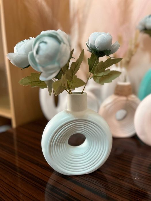 Алфа декор вазалари