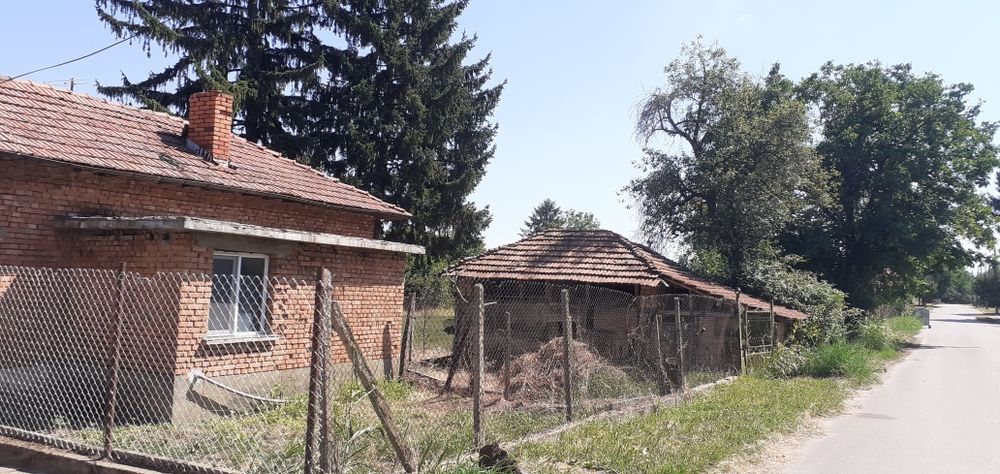 Продава се Къща в с. Батишница, Област Русе - 100 кв.м за 280 €/кв.м - Снимка #1