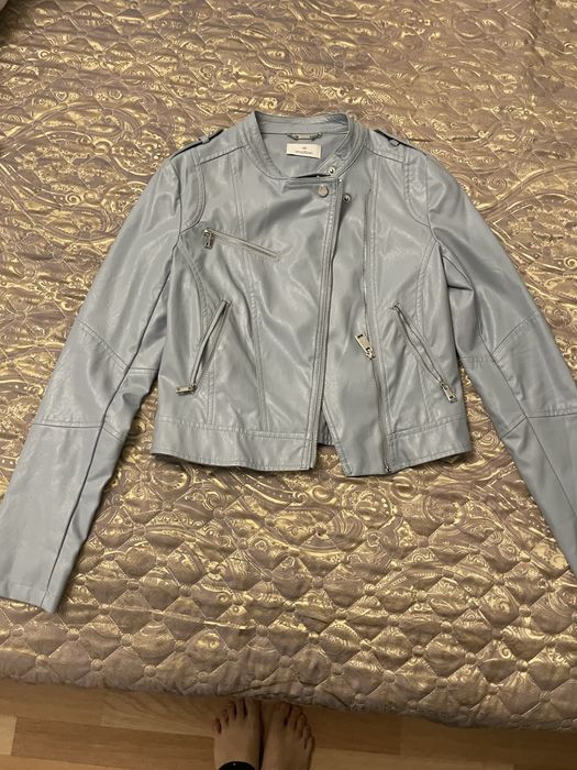Продам куртку кожанку