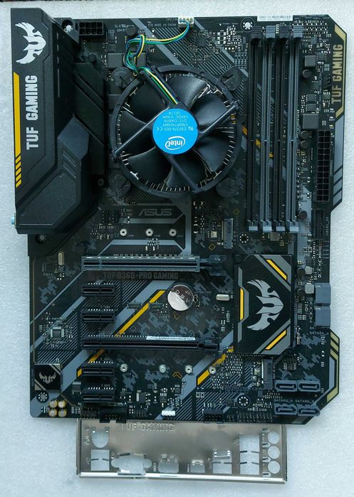 KIT i5 8600K 3.6GHz  + ASUS TUF B360-PRO GAMING + Cooler intel