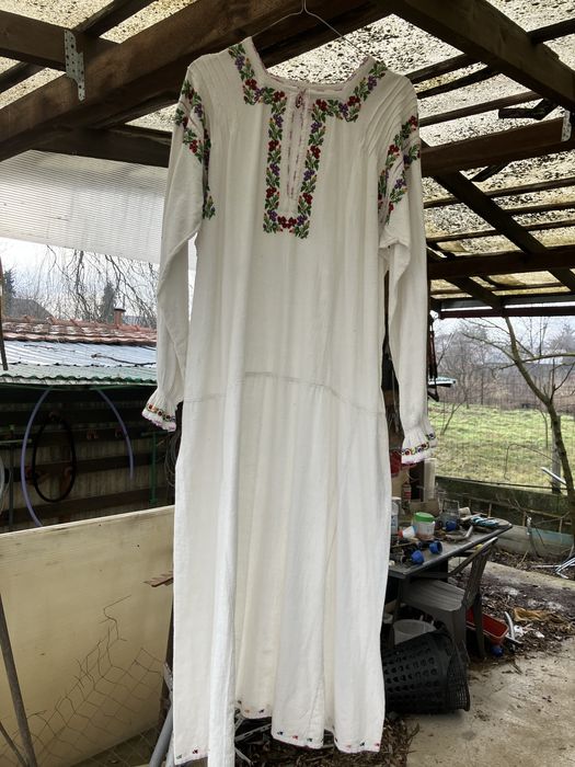 2 Ii autentice traditionale romaneasti