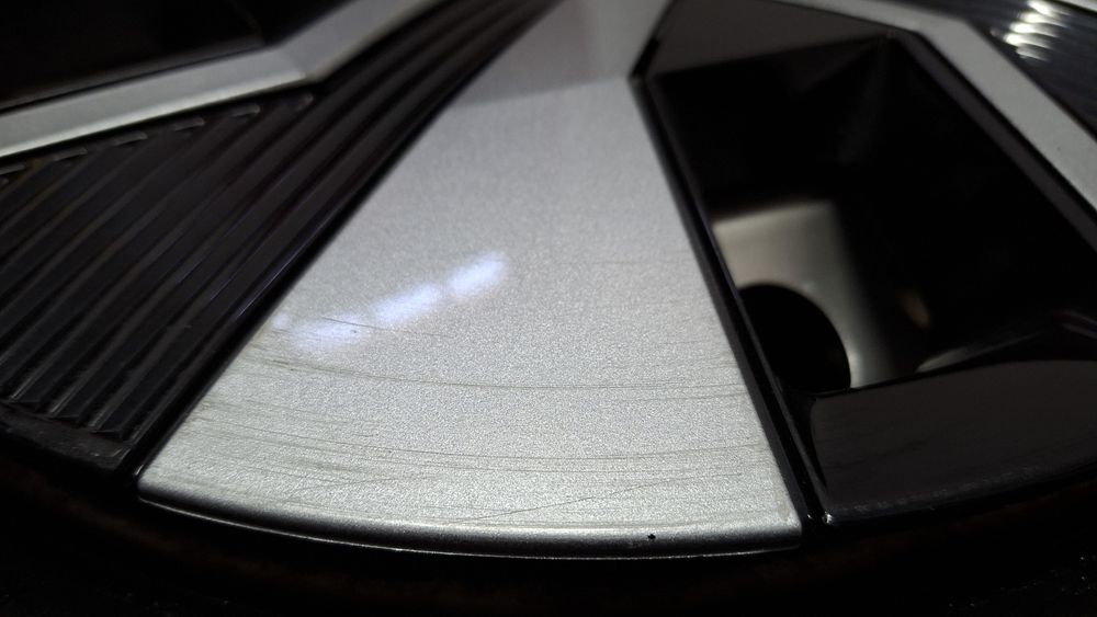 Vand 2 capace R16 originale Dacia Logan Sandero 2024