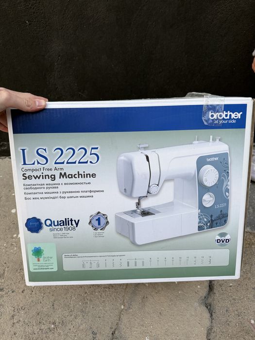 Швейная машина новая