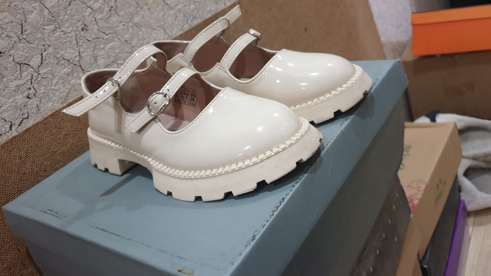 Туфли для девочки