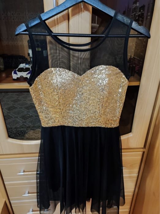 Продается платье