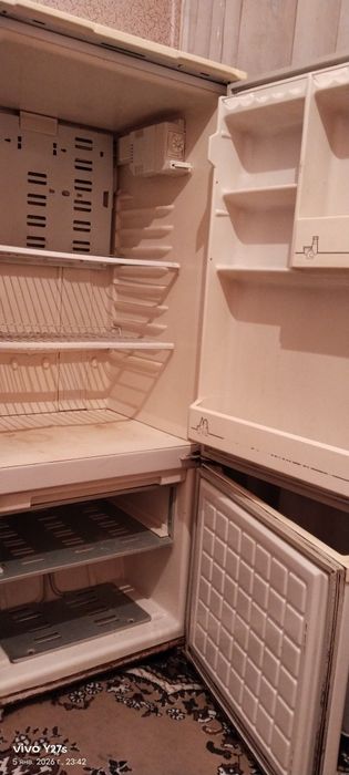 Продам холодильник