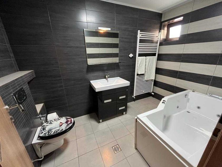 Party Casa Petreceri Piscina incalzita 28-30°C vila Sauna Nunta Botez Mot Jacuzzi Majorat Foisor Gratar Cununie Burlaci Onomastica  gender reveal