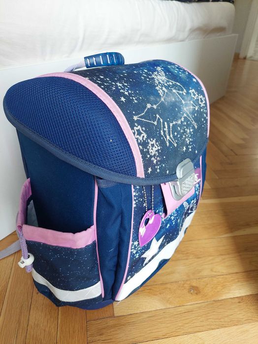 Раница за първи клас