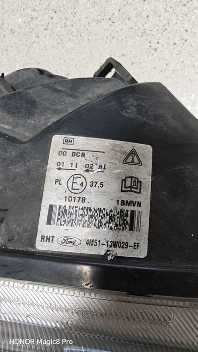 Far dreapta stanga Ford Focus 2 Xenon european