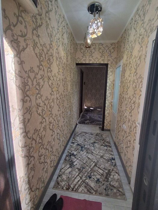 Юнусабадский район САМПИ микрорайон 2-комнатная переделанный в 3-комна