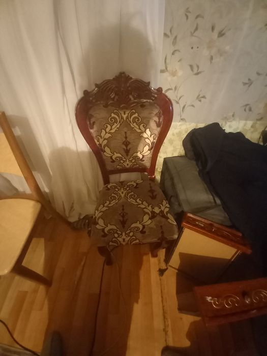 Продам винтажный стул