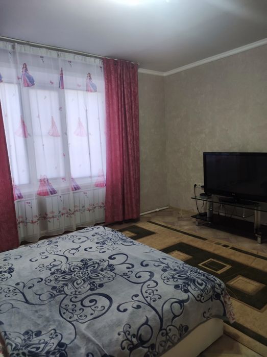 Продам двухэтажный коттедж