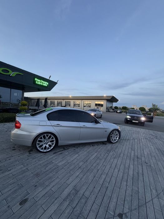BMW E90 320D 143к.с