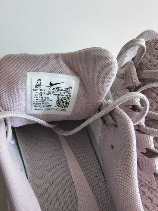 Nike Pegasus 38 (38.5)