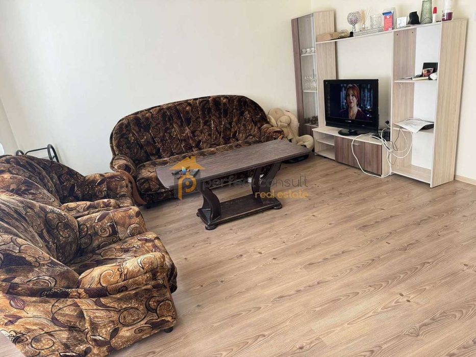 Дава се под наем Тристаен апартамент в Пловдив, Център - 90 кв.м за 500 € - Снимка #2