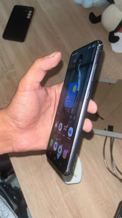 Schimb s21 FE si iphone 13 pentru 1phone 16