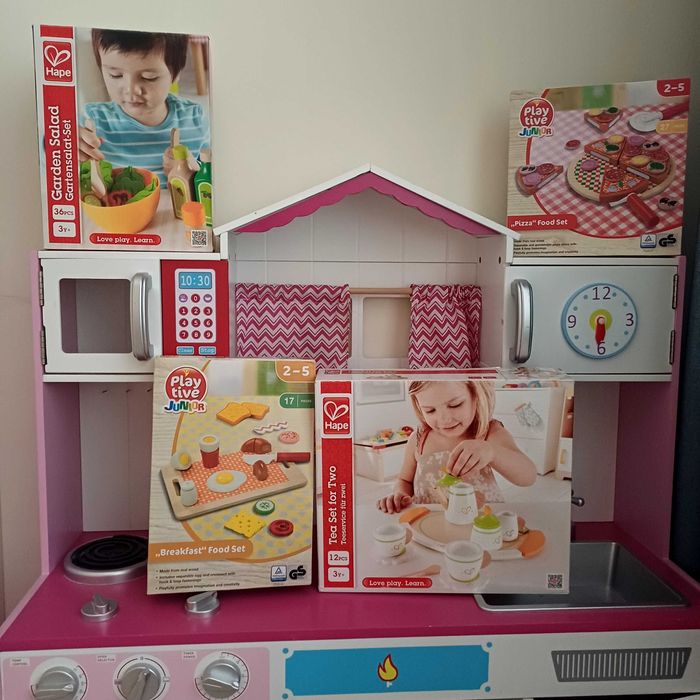 Кухня + дървени уреди и аксесоари