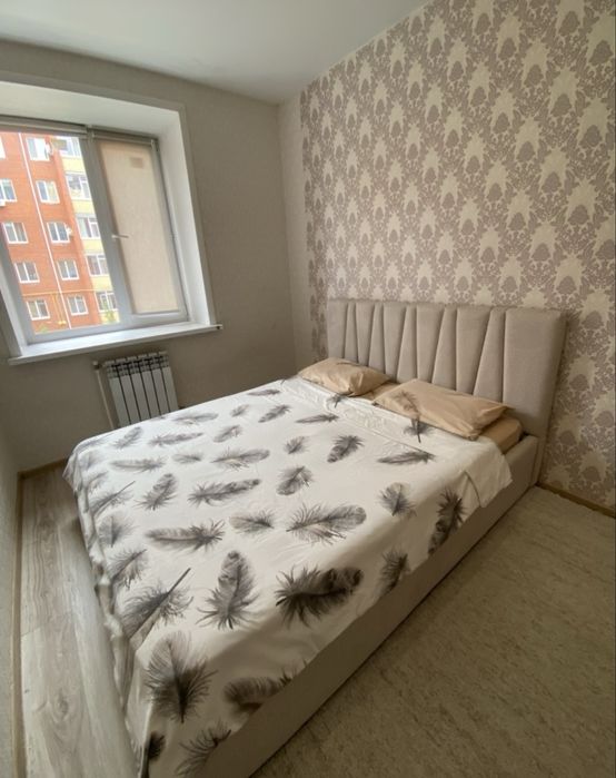 Продам 2-х спальную кровать  150 000 тенге.