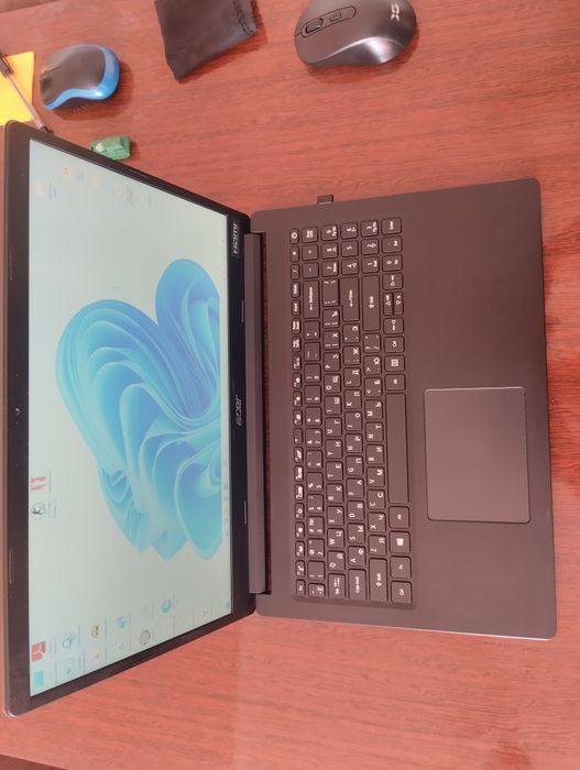 Отличный шустрый ноутбук Acer