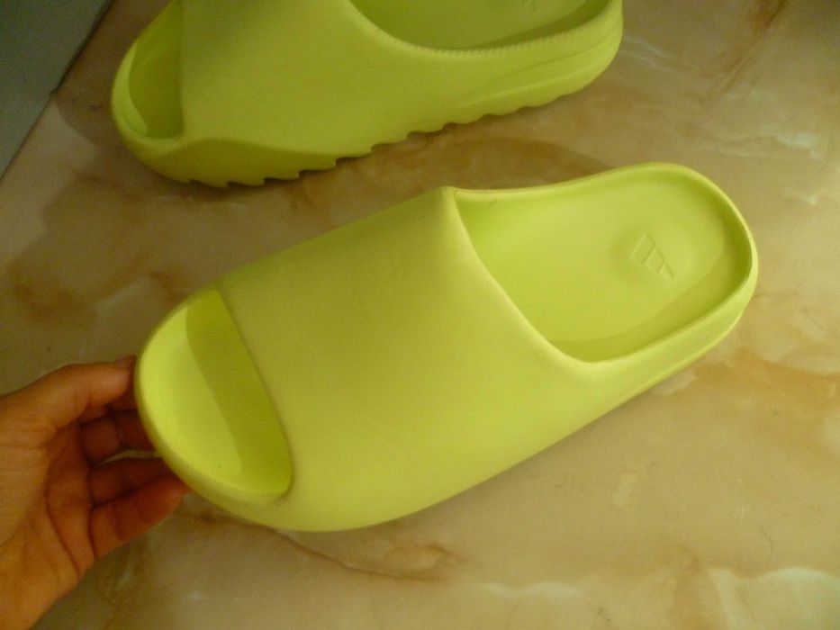 ADIDAS чехли №39