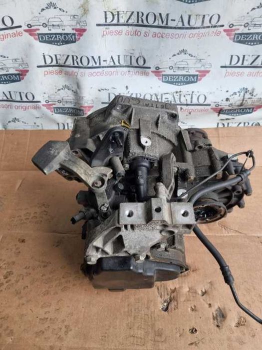 Cutie de viteze manuala 5 trepte MQ250 0A4300052E VW Skoda