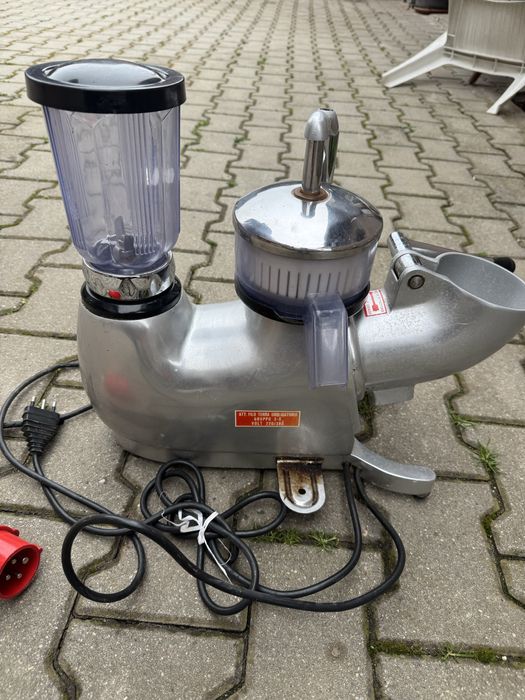 Storcator multifuncționl