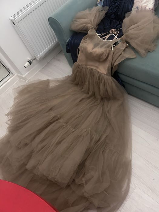 Платье вечернее