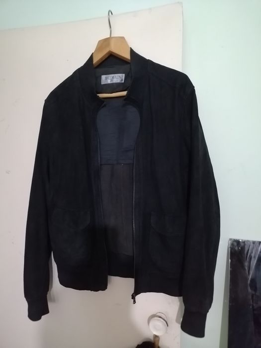 Продам кожаные куртку..