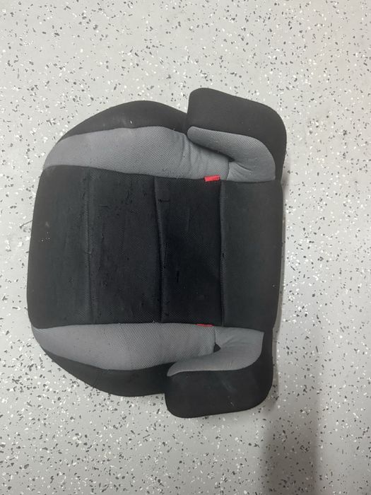 Бустер район зеленого базара