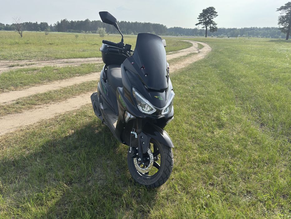 Продам скутер «Maxi”  150куб.см