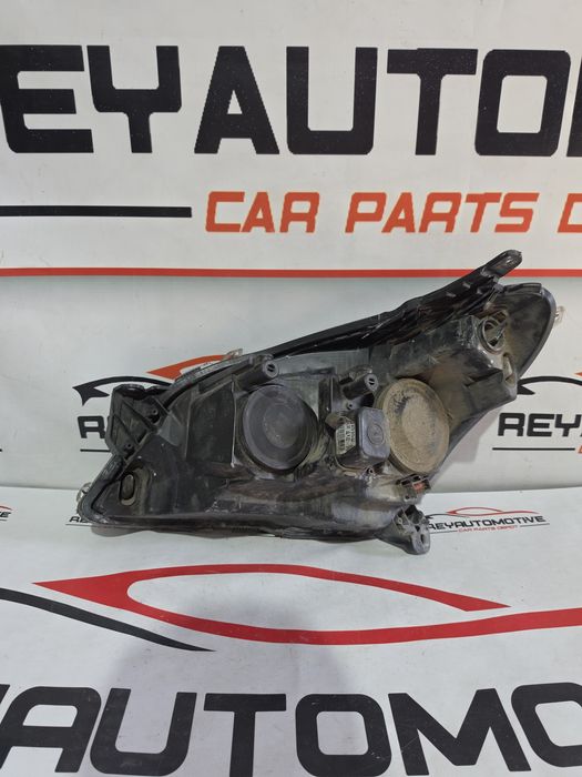 Far dreapta Opel Astra H cod 24451033
