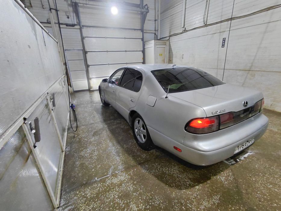 Продам Lexus gs 300