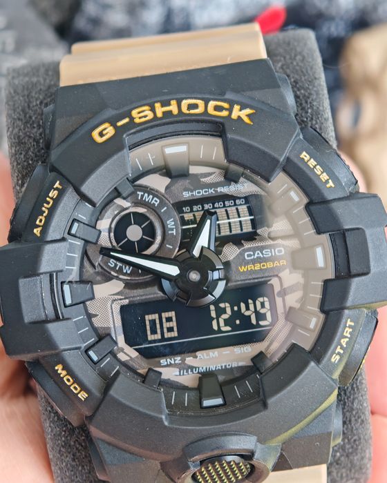 G-Shock GA-700 CA-5AER, original + bezel & curele negre