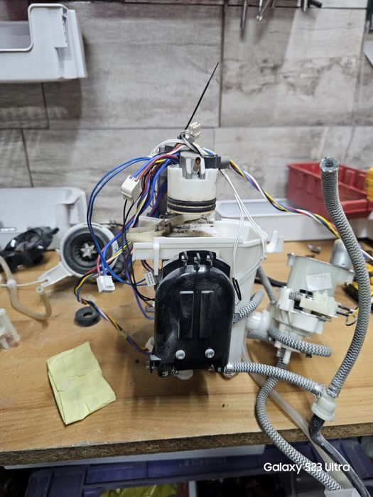 Krups EA875/E10 Части