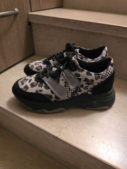 Дамски сникърси естествена кожа уникални