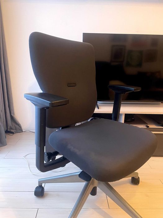 Scaun de birou Steelcase Please V1, varianta Work
