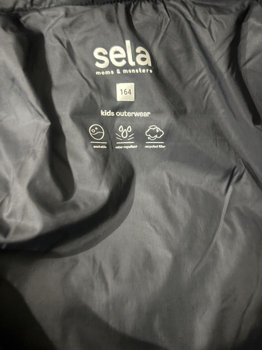 Продам куртку на рост 164