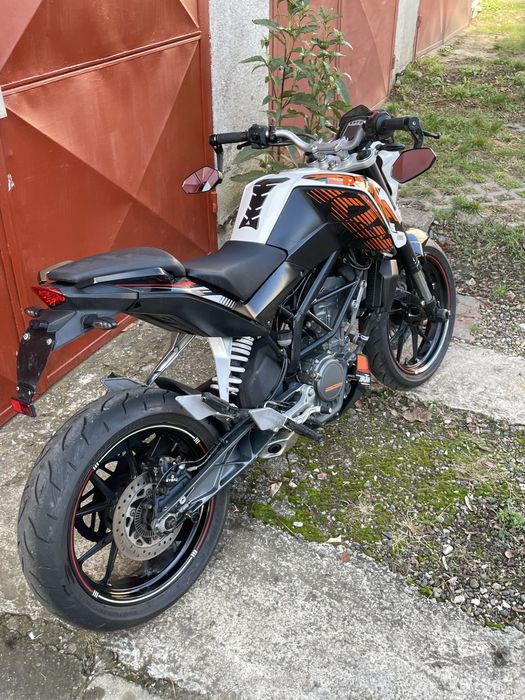 KTM Duke 125 ABS 2015 A1