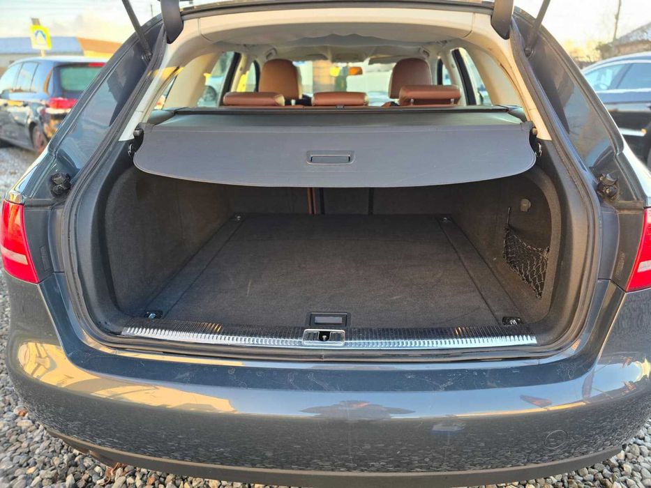 Audi A4 B8  Avant AMBIENTE- Luxury/ Interior piele cognac/ Posib. rate