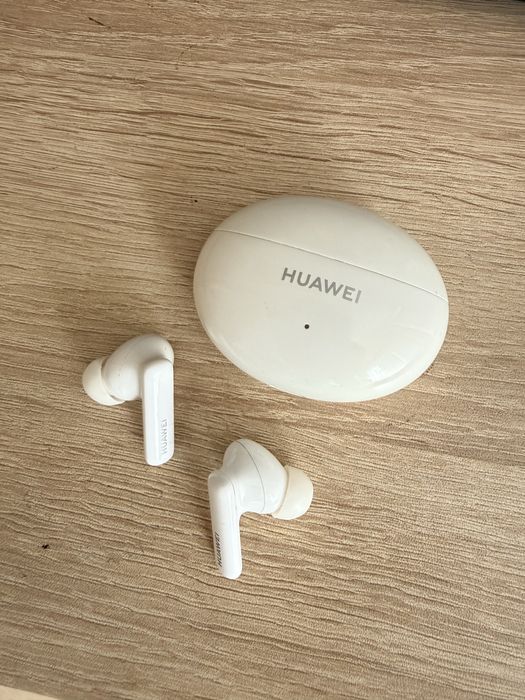 Huawei free buds 5 i