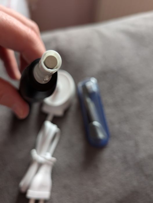 Oral B electric magnetic i0