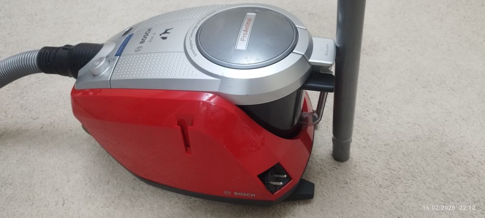 Продаю пылесос bosch в отличном состоянии
