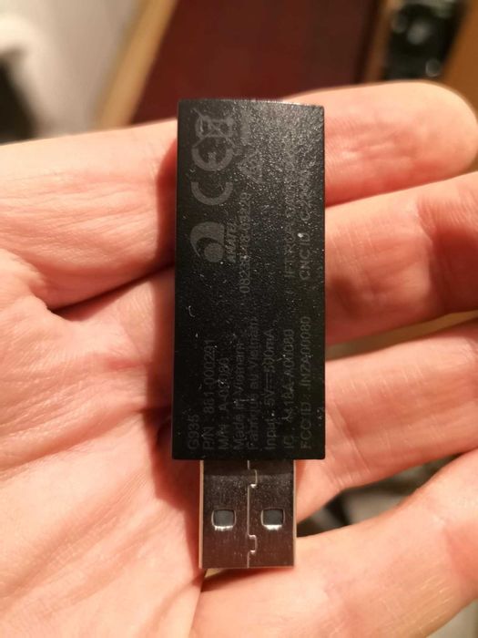Донгъл за компютърни слушалки Logitech g935