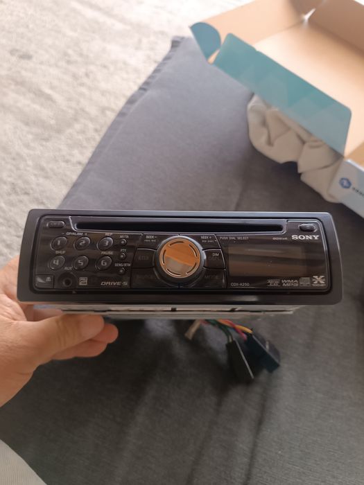 Casetofon auto Sony cu telecomanda
