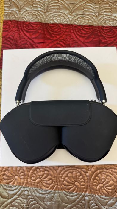 Продается Airpods max 1 gen