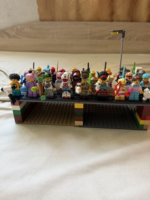 Lego фигурки,части и аксесуари