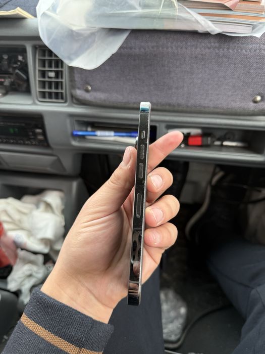 Iphone 13 pro karobka dakment